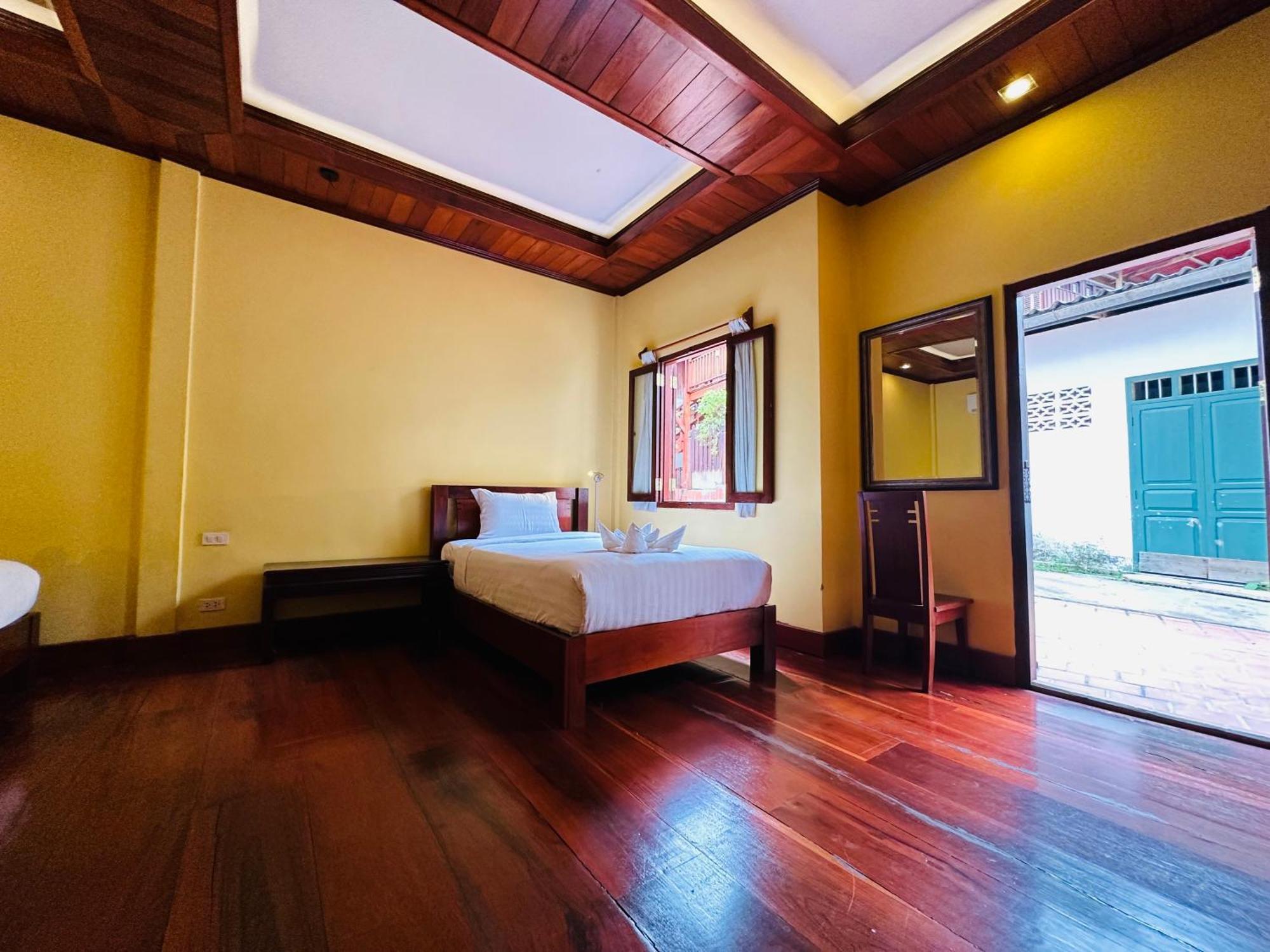 Villa Phonethip Mekong Riverside Luang Prabang Bagian luar foto