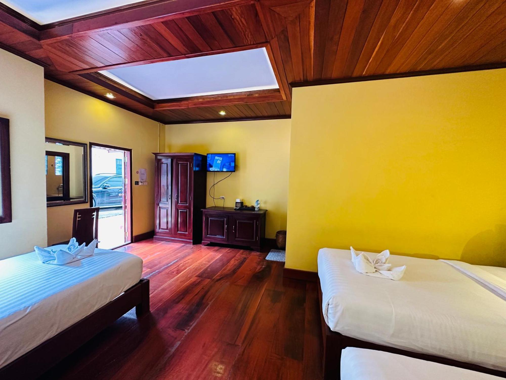 Villa Phonethip Mekong Riverside Luang Prabang Bagian luar foto